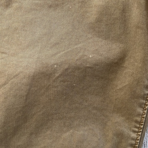 Lucky Brand shorts. Khaki - Picture 4 of 5